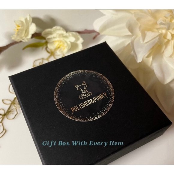 18kt Rose gold plated green zircon ring size 10 with gift box - Picture 3 of 3